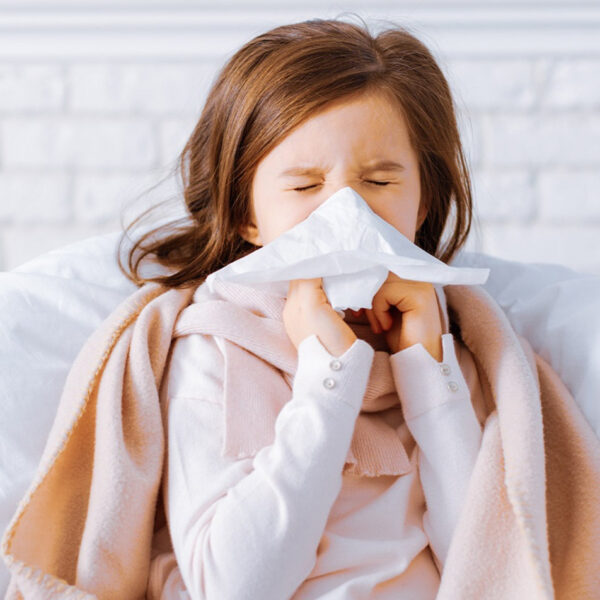 Деца и настинки.