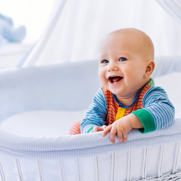 Како се развива имунолошкиот систем во детството и што влијае на него?